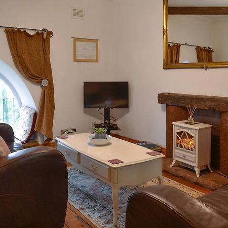5 Church Square Rigg Екстериор снимка
